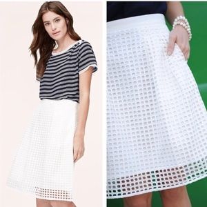 Loft skirt only worn twice size 0p